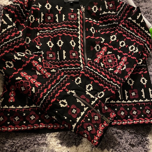 Stylish Fall Jacket - Picture 2 of 3